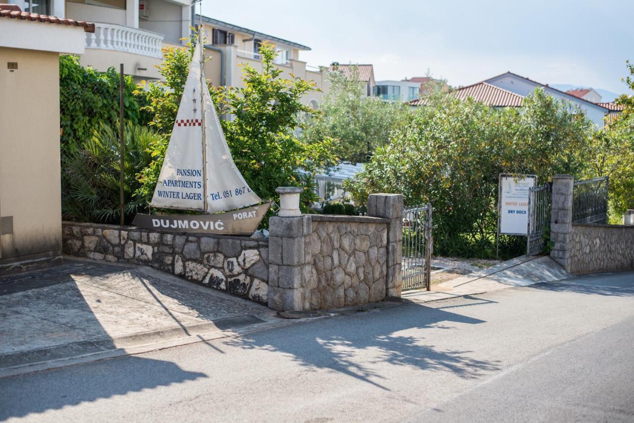 Pansion Dujmovic 1 Apartment Malinska Exterior photo
